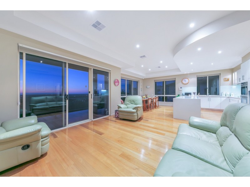 6 Hayward Drive, Evanston Park SA 5116