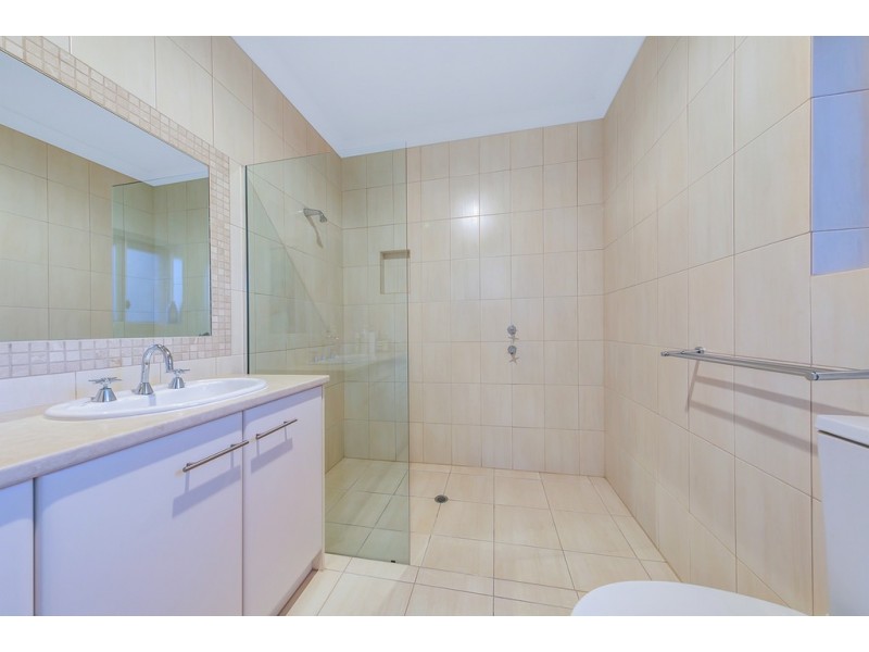 6 Hayward Drive, Evanston Park SA 5116