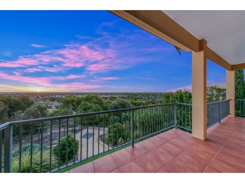 6 Hayward Drive, Evanston Park SA 5116