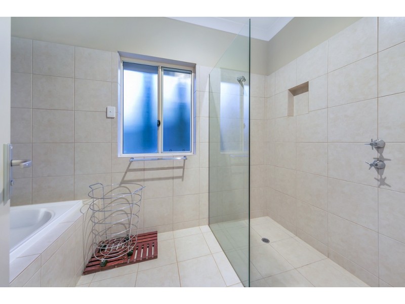 6 Hayward Drive, Evanston Park SA 5116