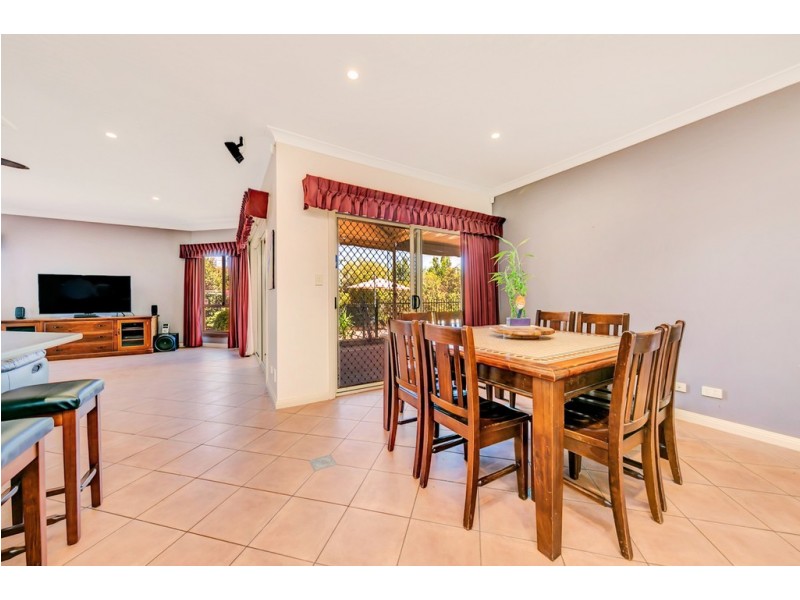 44 Thiele Crescent, Evanston Park SA 5116