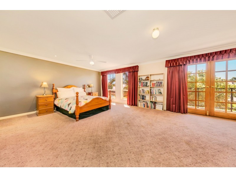 44 Thiele Crescent, Evanston Park SA 5116