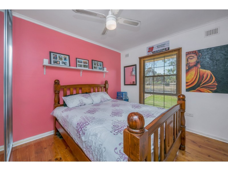 253 Hogarth Road, Elizabeth Grove SA 5112