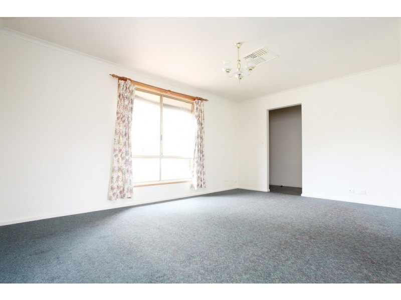 9 Carr Street, Mount Barker SA 5251