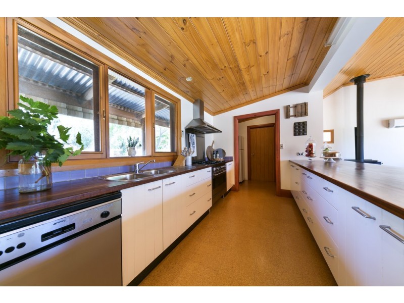 787 Lindsay Park Road via ANGASTON, Moculta SA 5353