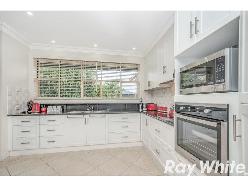 3 McKinlay Drive, Hewett SA 5118