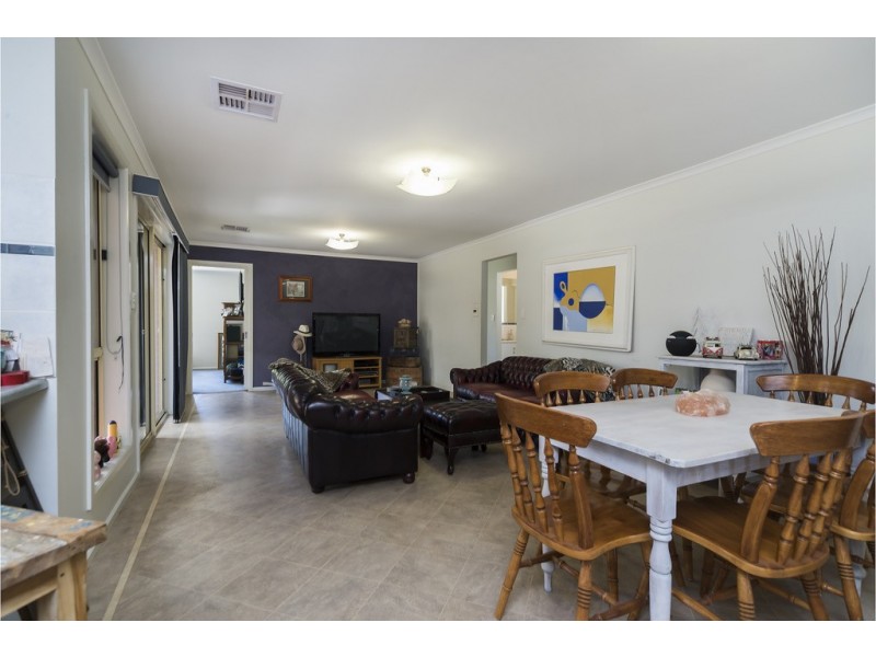 6 Semmens Crescent, Freeling SA 5372