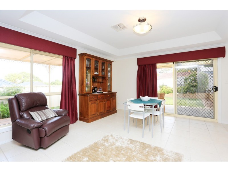 11 McGonigal Drive, Willaston SA 5118