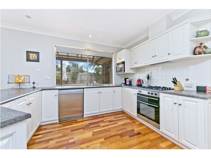 2 Creedon Close, Evanston Park SA 5116