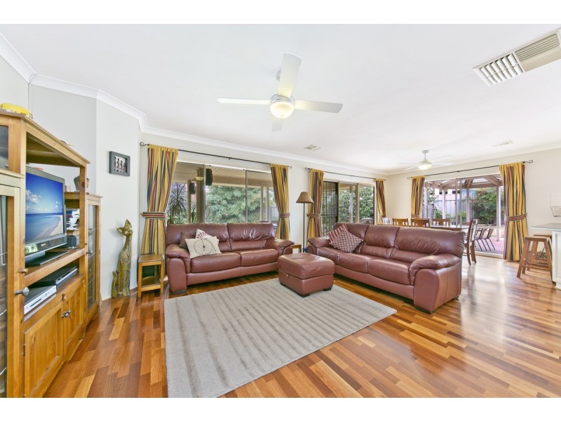 2 Creedon Close, Evanston Park SA 5116