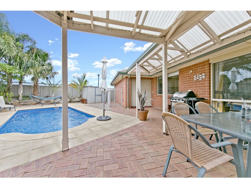 2 Creedon Close, Evanston Park SA 5116