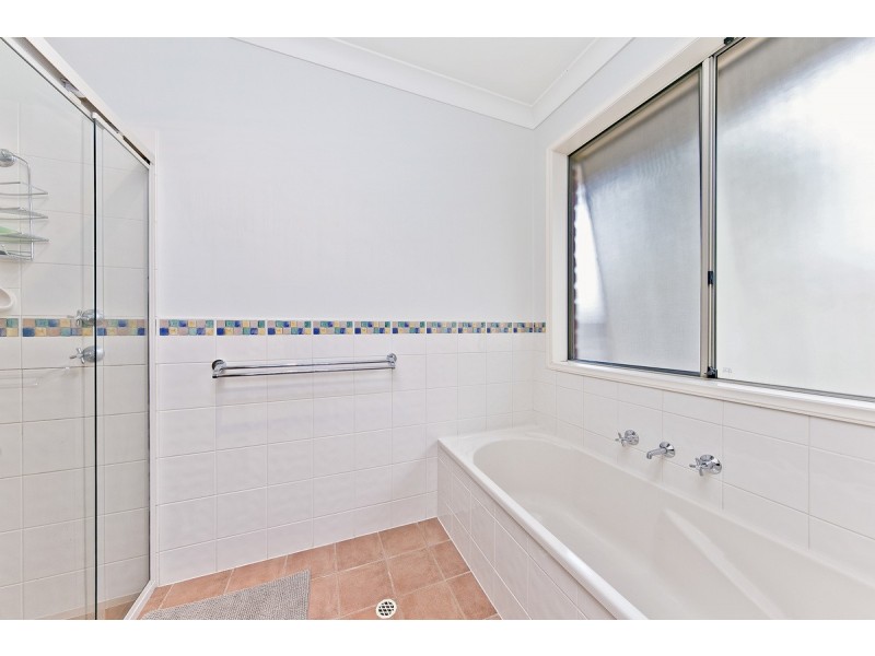 2 Creedon Close, Evanston Park SA 5116