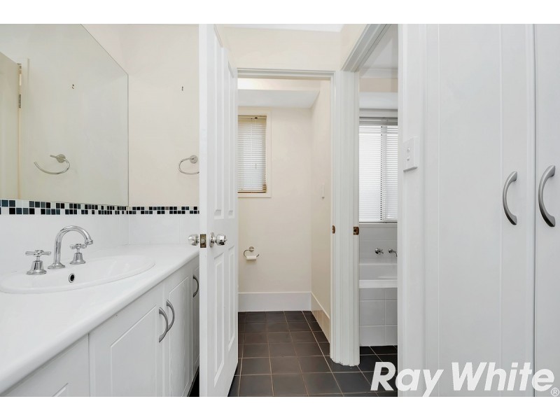 10 Teal Court, Hewett SA 5118