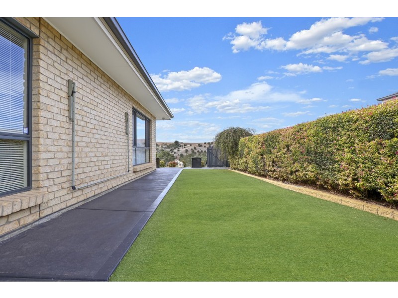 33 Carpentaria Way, Hewett SA 5118