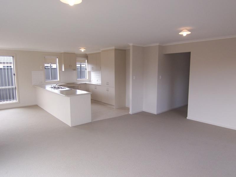 44 Wattlebird Drive, Burton SA 5110