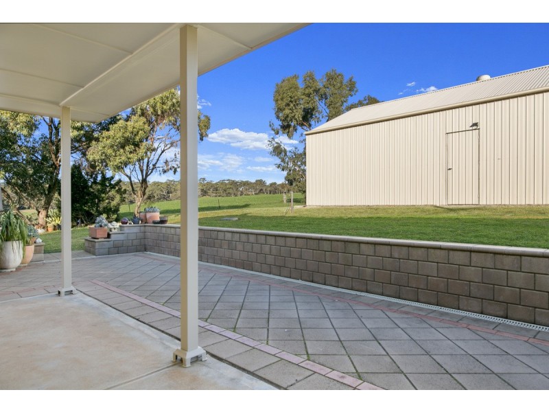 64 Tarca Court, Cockatoo Valley SA 5351
