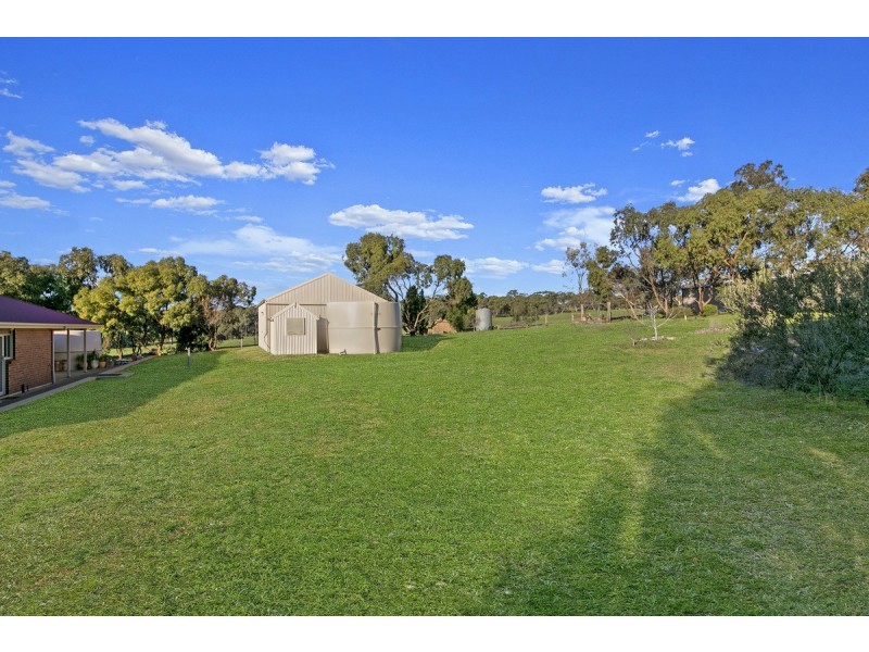 64 Tarca Court, Cockatoo Valley SA 5351