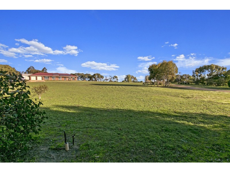 64 Tarca Court, Cockatoo Valley SA 5351