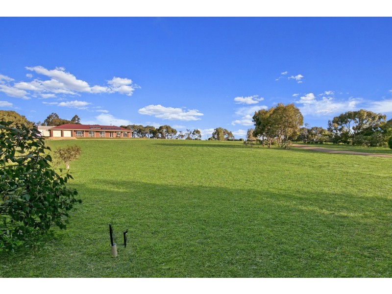 64 Tarca Court, Cockatoo Valley SA 5351