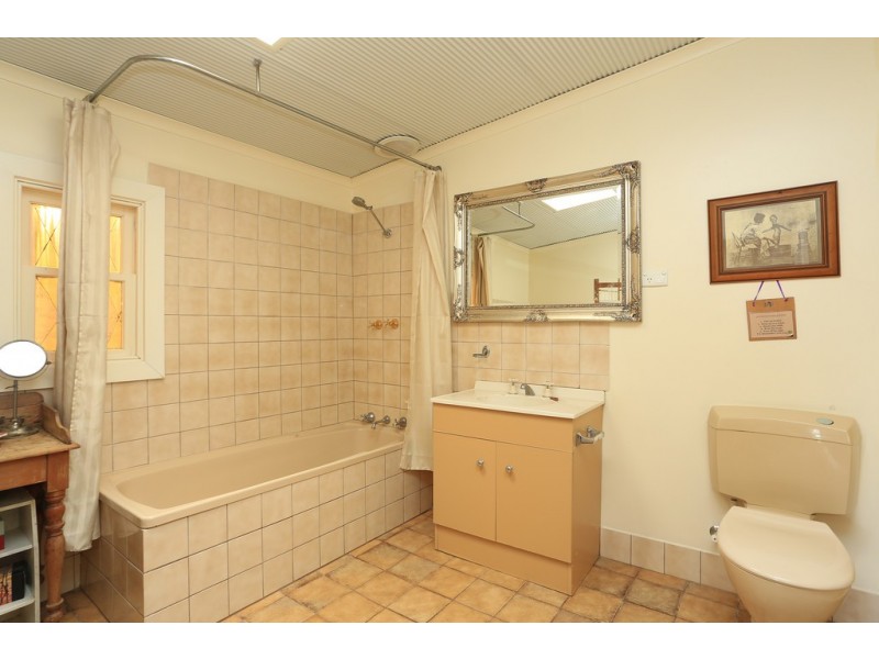 Lot 144 Whiteman Road/Pine Vale Drive, Williamstown SA 5351