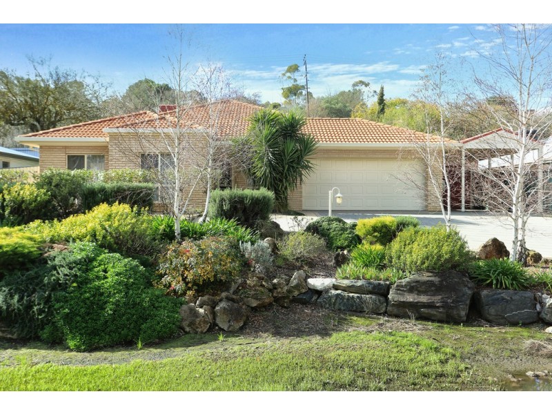 11 Ninnes Grove, Angaston SA 5353