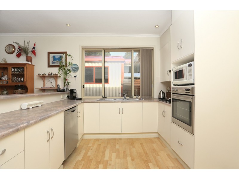 11 Ninnes Grove, Angaston SA 5353