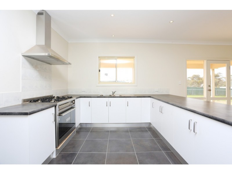 7 William Street, Sedan SA 5353