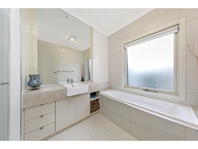 71 Swinden Crescent, Blakeview SA 5114