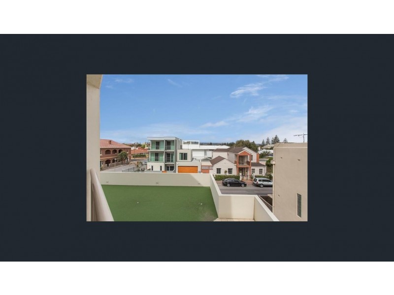 7/18 South Esplanade, Glenelg SA 5045
