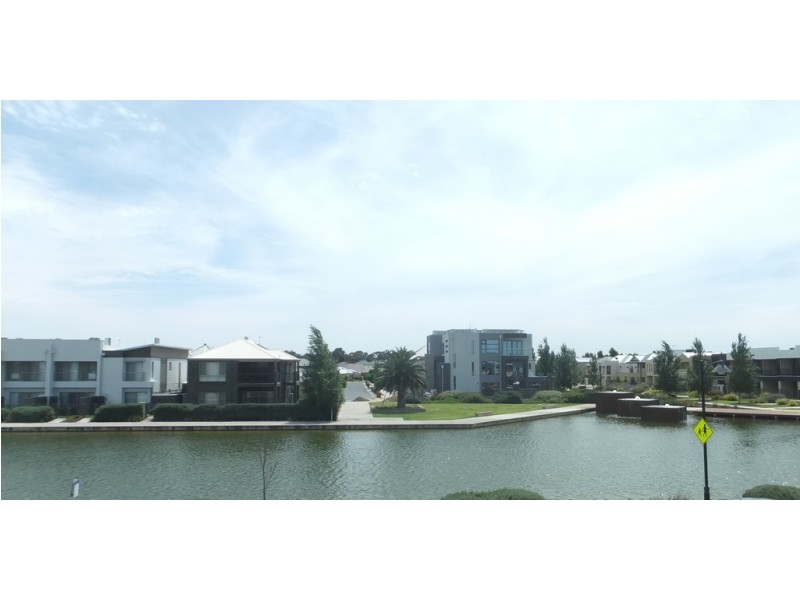 84A-86B Cascades Drive, Mawson Lakes SA 5095