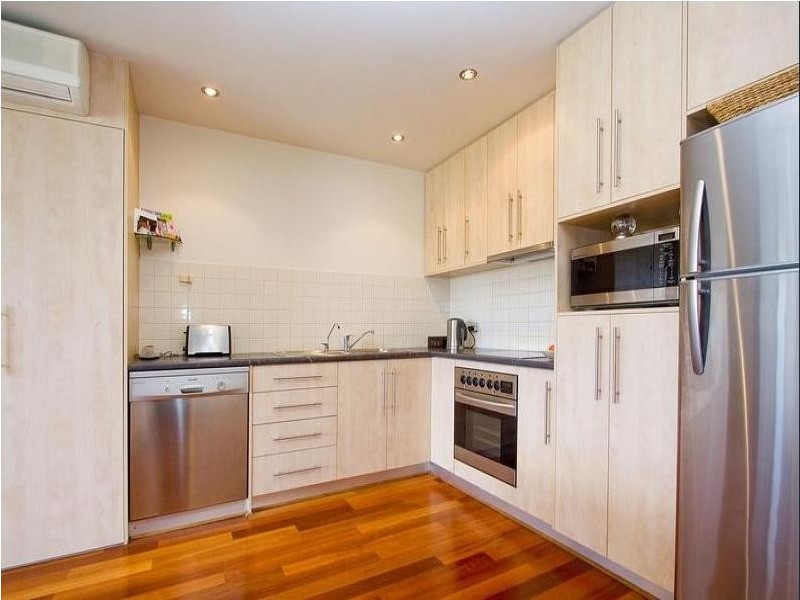 16/74 Military Road, Tennyson SA 5022