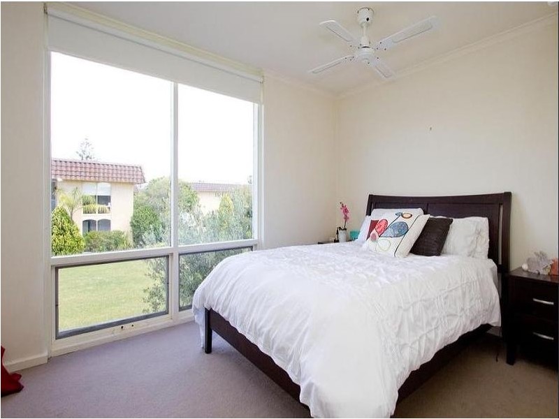 16/74 Military Road, Tennyson SA 5022