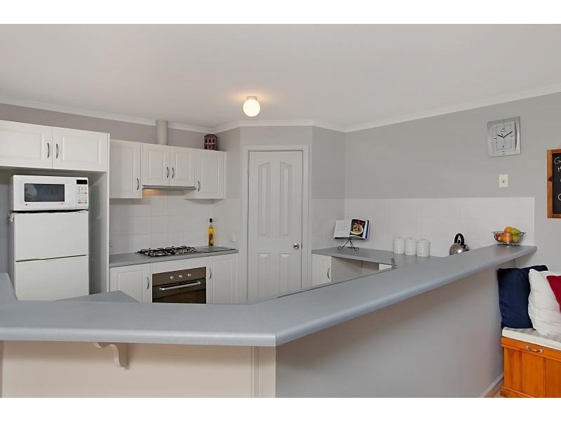 12a Vista Avenue, Valley View SA 5093