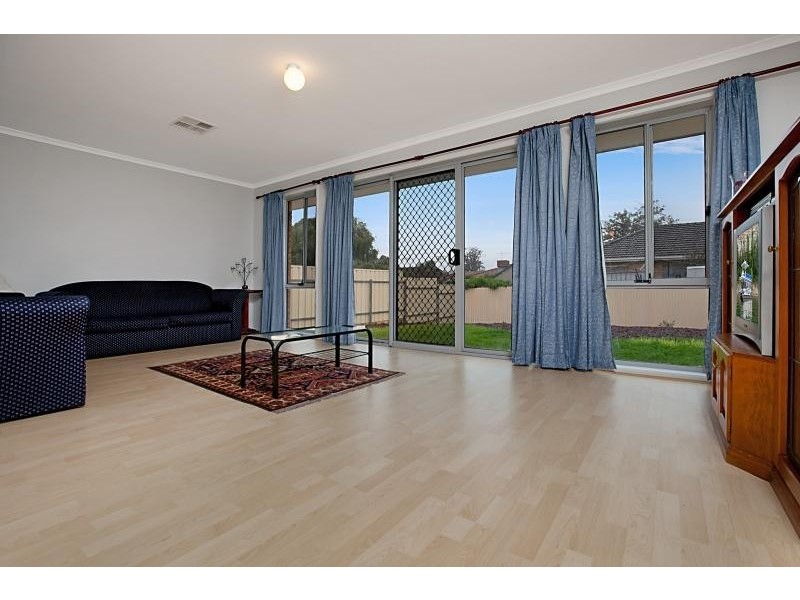 12a Vista Avenue, Valley View SA 5093
