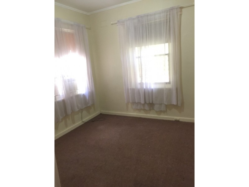 33 Kitchener Street, Kilburn SA 5084