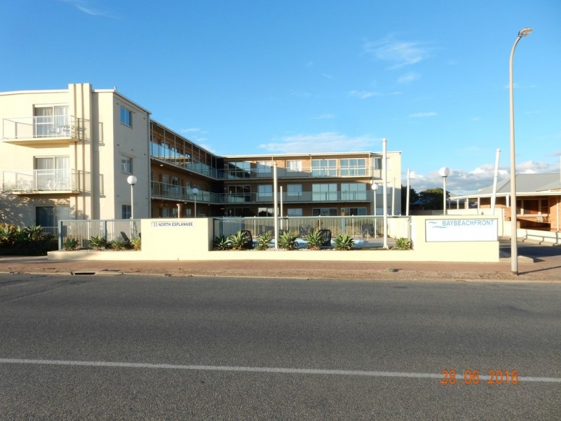 33 North Esplanade, Glenelg North SA 5045