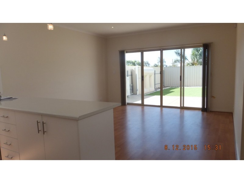 24A Melrose Avenue, Clearview SA 5085