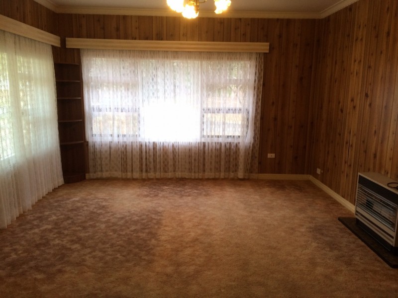 30 Pamela Drive, Para Hills SA 5096