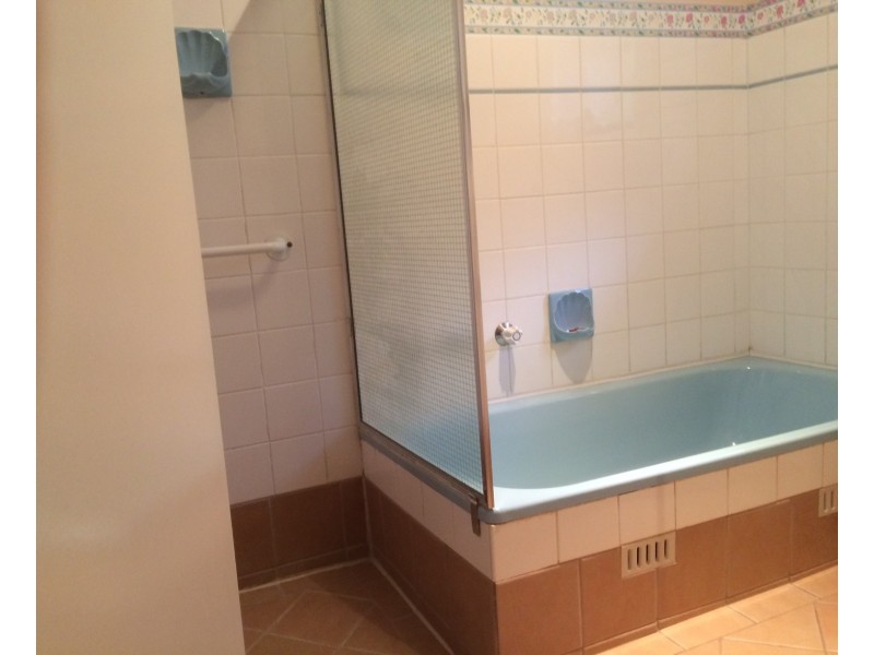 30 Pamela Drive, Para Hills SA 5096