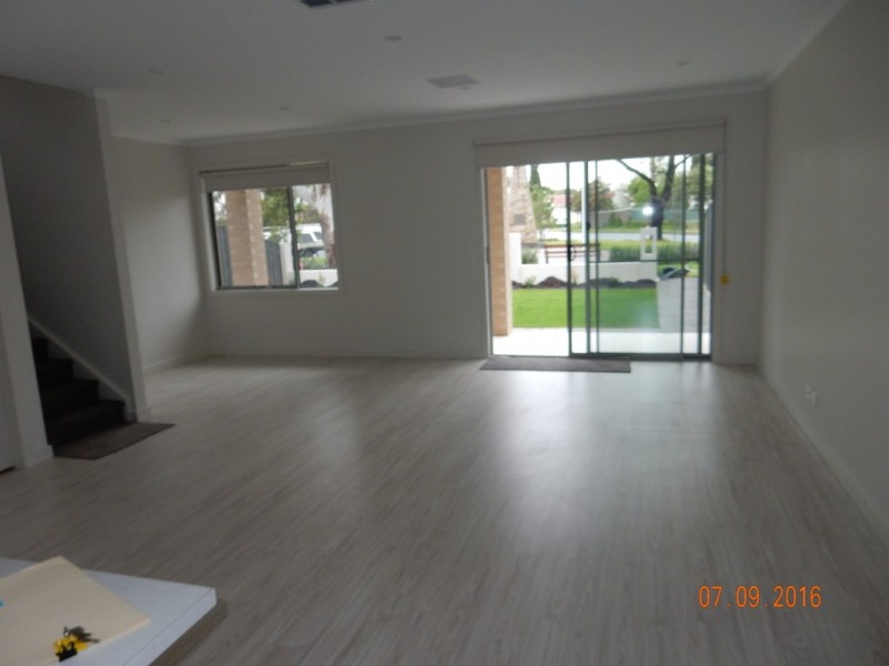 2-11 Aroona Place, Glenelg North SA 5045