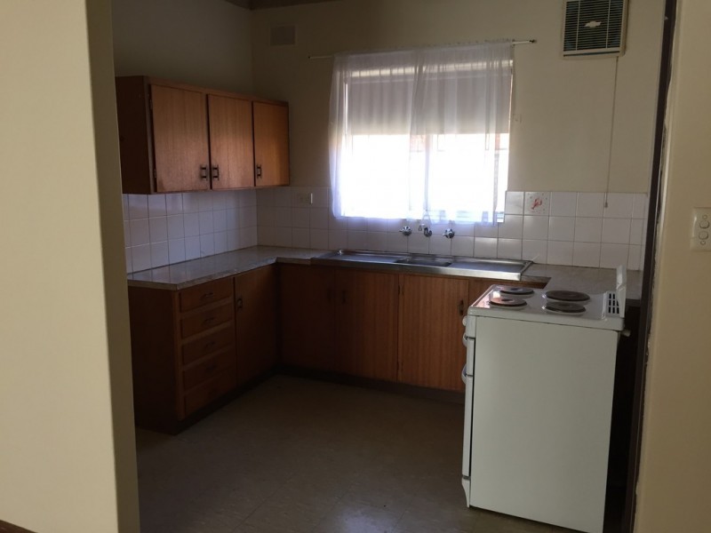 1/2 Deans Road, Campbelltown SA 5074