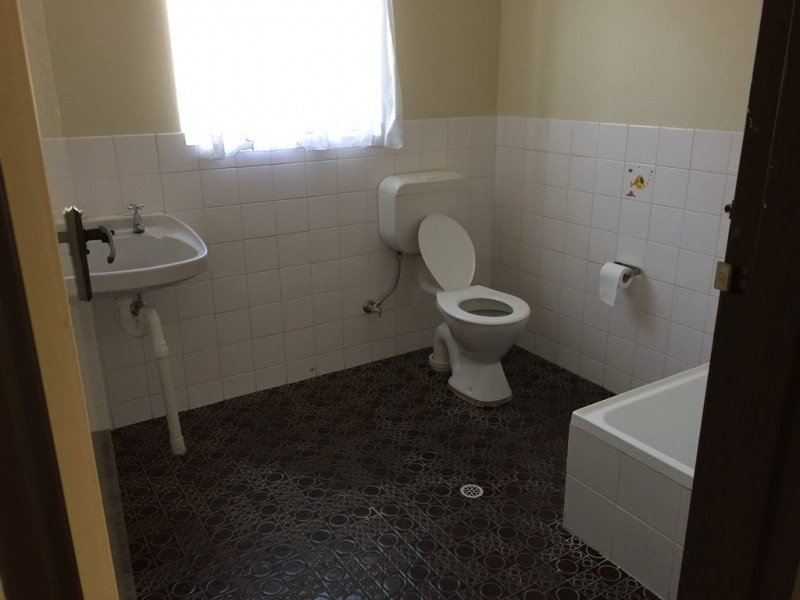 1/2 Deans Road, Campbelltown SA 5074