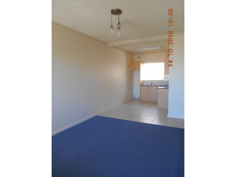 10/33 North Esplanade, Glenelg North SA 5045