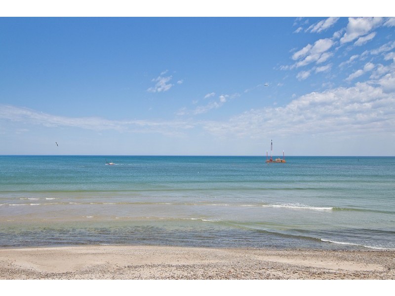 18/33 North Esplanade, Glenelg North SA 5045