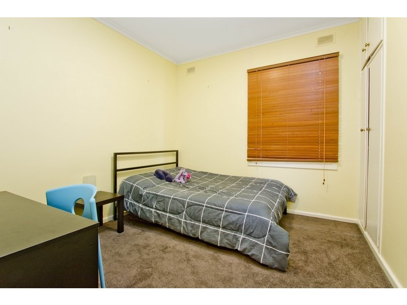 21 Raggatt Crescent, Mitchell Park SA 5043