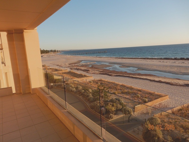 Apt 37 Marina Pier, Holdfast Shore, Glenelg SA 5045