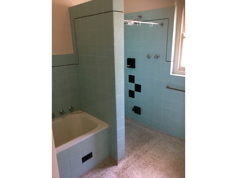 14 Brook Ave, Glen Osmond SA 5064