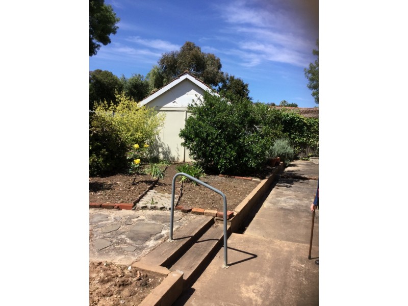 14 Brook Ave, Glen Osmond SA 5064