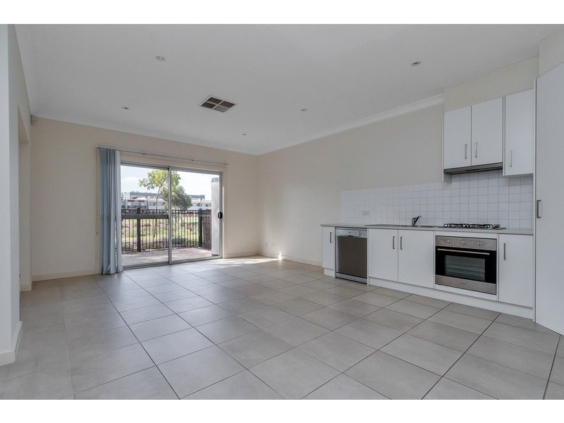 84 Harvey Circuit, Mawson Lakes SA 5095