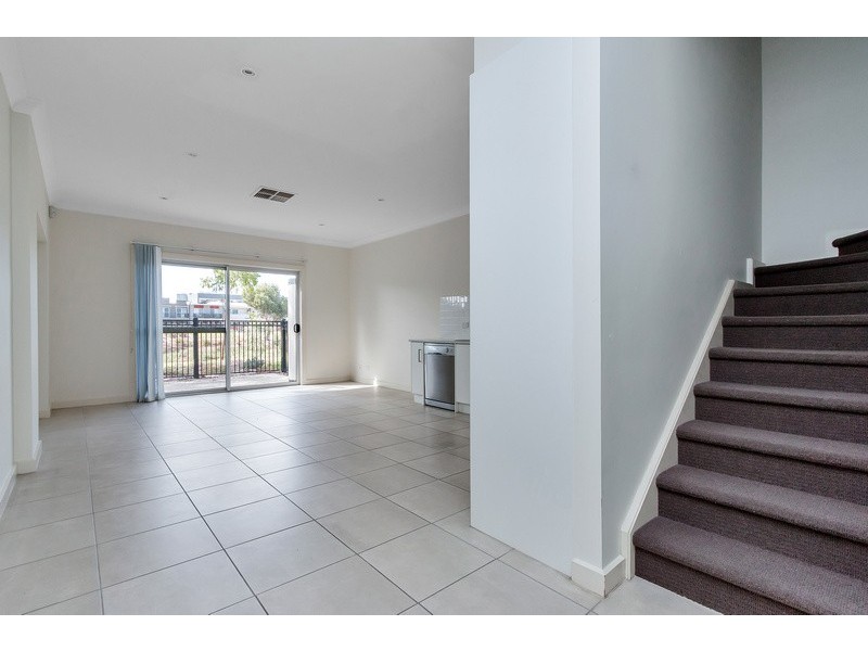 84 Harvey Circuit, Mawson Lakes SA 5095